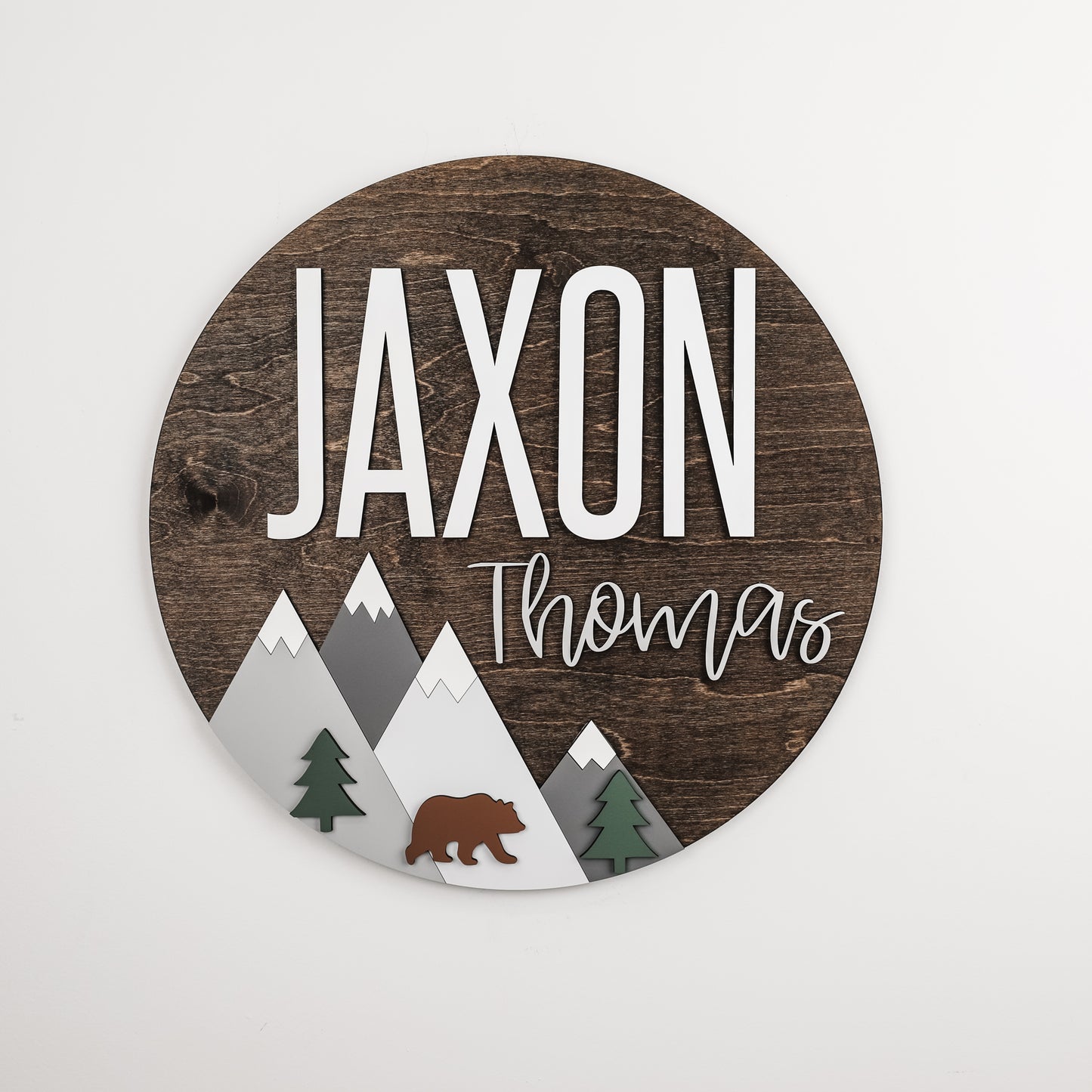 Jaxon Thomas Bear Mountain Round Name Sign